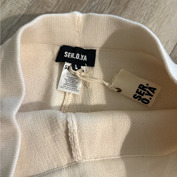 Chic Cream Wide Leg Women's Jumpsuit - Picture 4 of 4